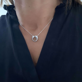 Silvur hálsketa við viðhang - Guld & Sølv