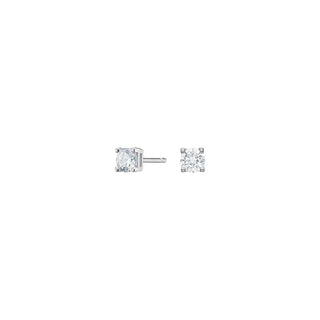 Silvur oyrastikk við 4mm zirkon