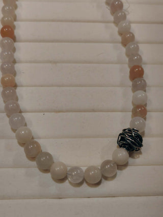 Hálsbond ymsir steinar - Heide Heinzendorff