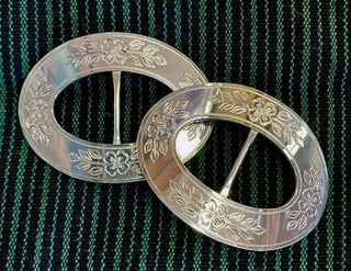 Skógvaspenni til konufólk "Blóma A"