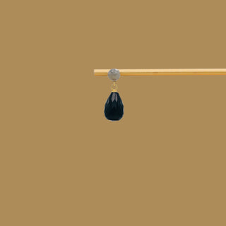 One of a Kind Oyrnaringar Drop no.9