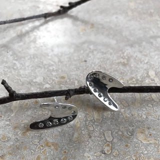 Oyralokkar Turið N. Mohr silvur 925 við Zikonum.